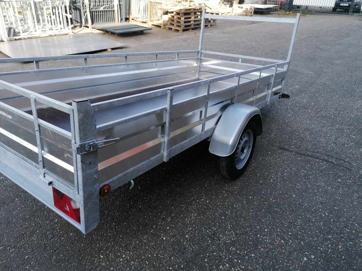 Remorque simple essieu aluminium 300×132 cm